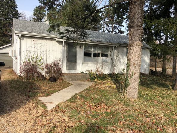1611 E Roosevelt Rd, Wheaton, IL 60187